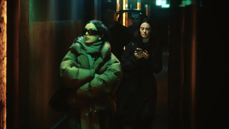 The Moment izle posteri